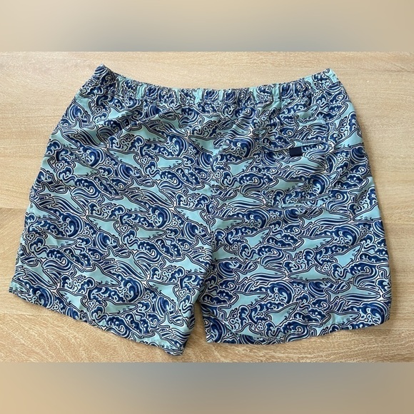 Vineyard Vines 7” Printed Chappy Shark Blue Lined Drawstring Swim Trunks Shorts - Picture 6 of 10